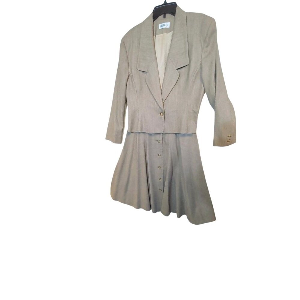 Womens Intuitions Wool Beige Suit Set Size 12 Cropped Blazer & Pleated Skirt Cla
